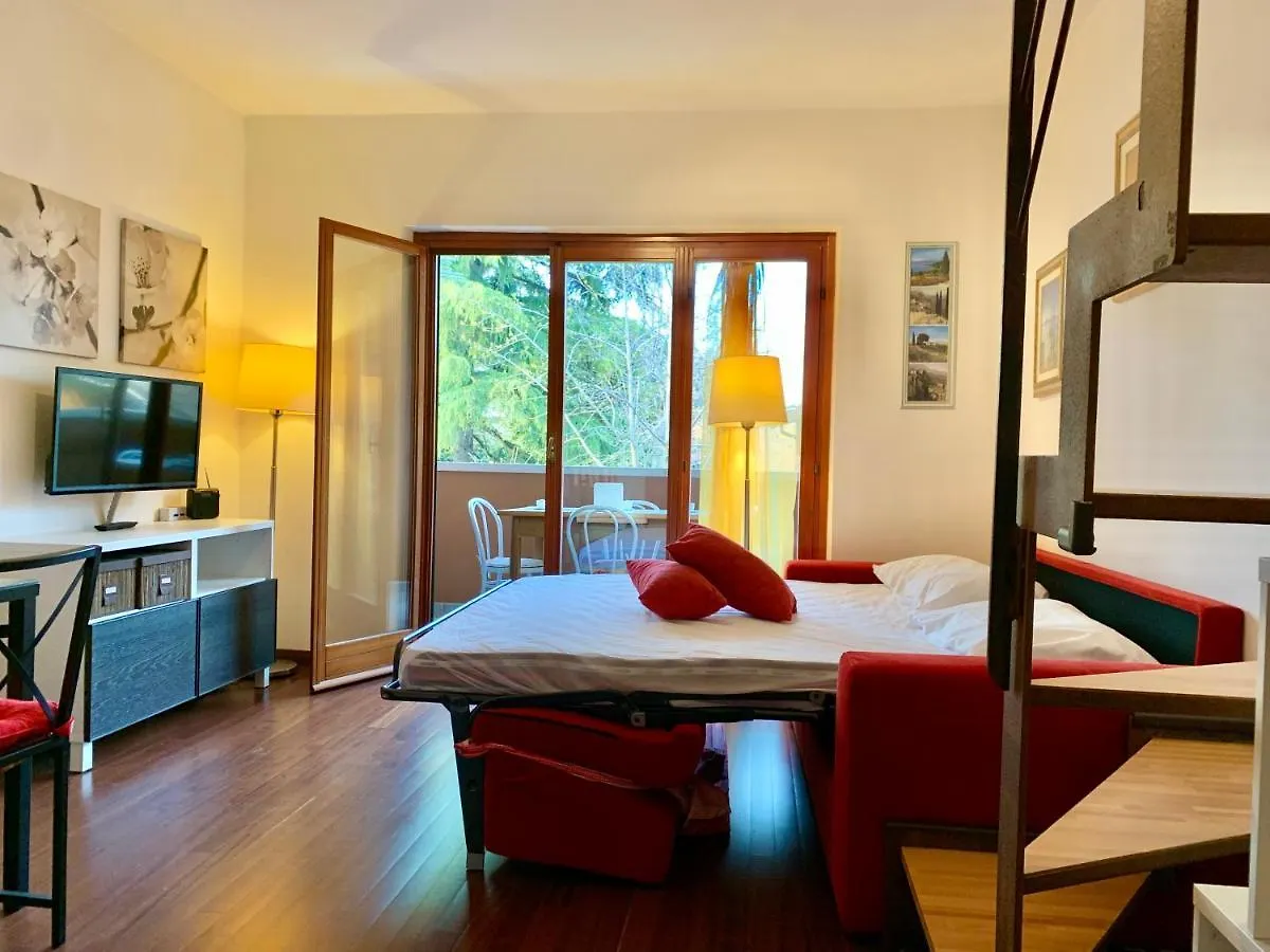 Ariel Apt Residence Punta Gro' Sirmione Lägenhet