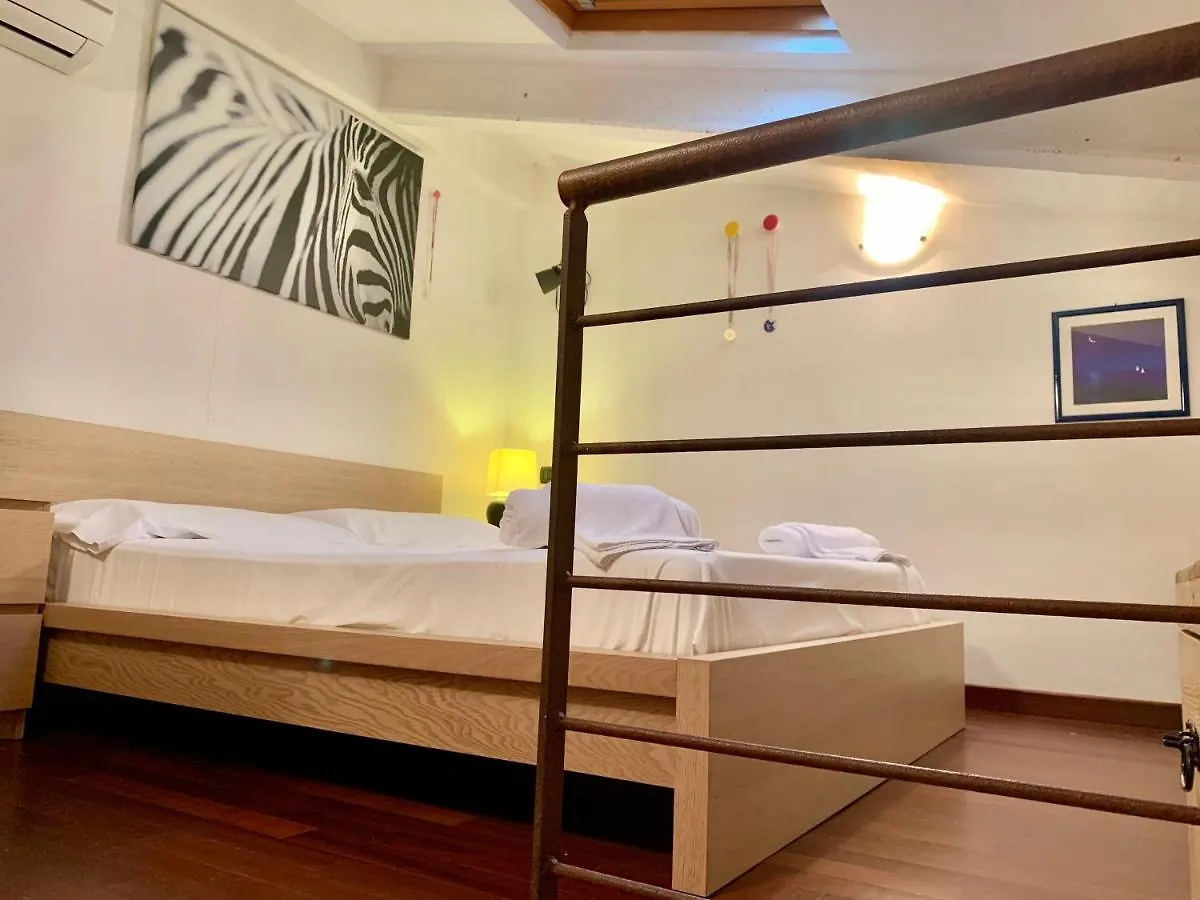 Ariel Apt Residence Punta Gro' Sirmione Italien
